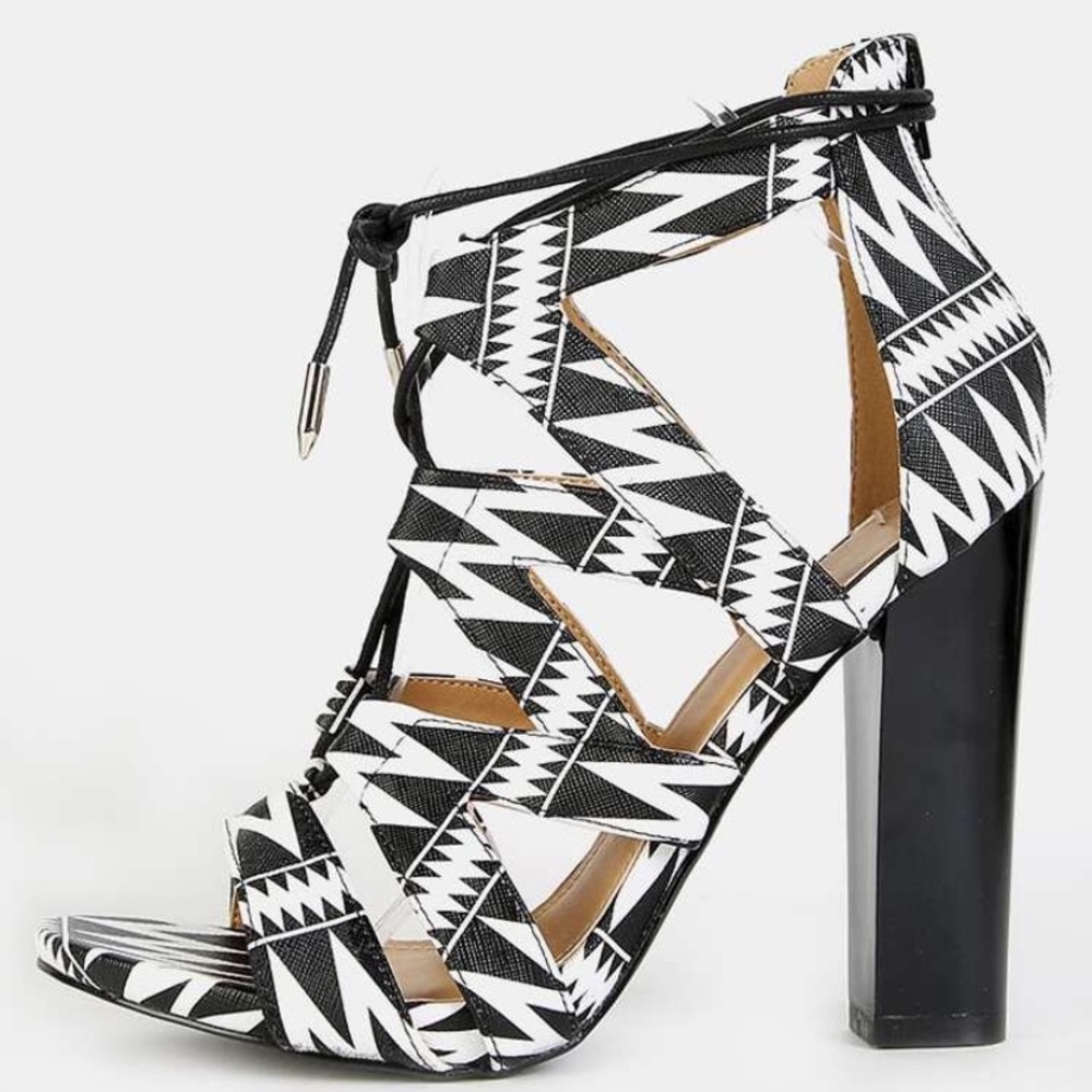 High heels size 6
